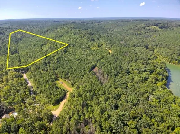 7 Cedar Ridge Rd, Russellville, AL 35653