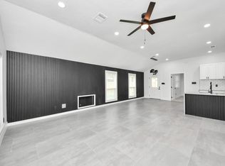 15411 Town Green Dr, Houston, TX 77083