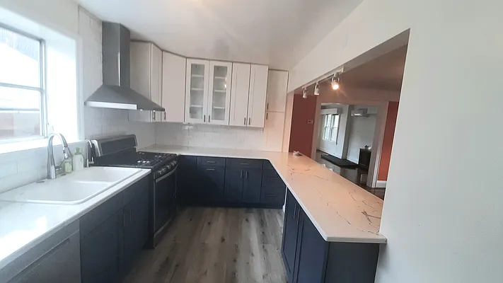 Rented by Corcoran | media 25