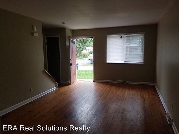 4th image of 2101 Grasmere Ave
