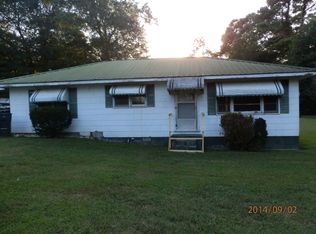 112 Vine St, Summerville, GA 30747