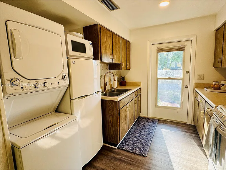 5100 Rilma Ave #0 — Photo 13