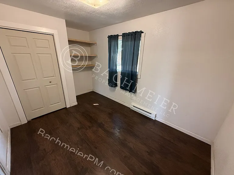 120 SE 17th St — Photo 5