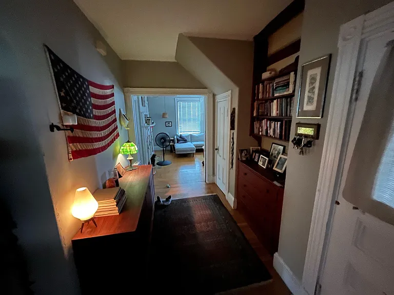 4 Woodstock Ave #1 — Photo 13