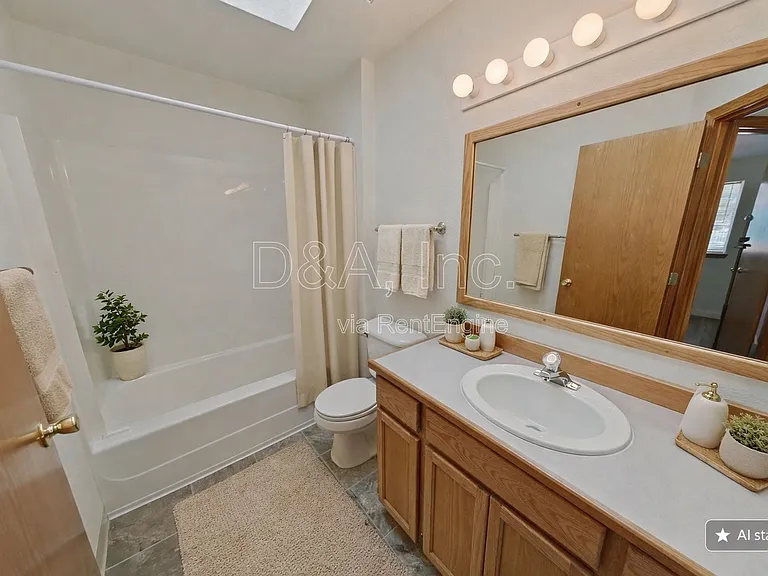 163 SE Partridge Dr — Photo 13