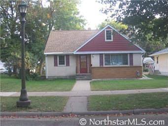1st image of 756 Hyacinth Ave E