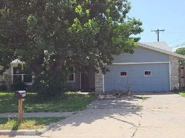 2006 Eisenhower Dr, Killeen, TX 76543