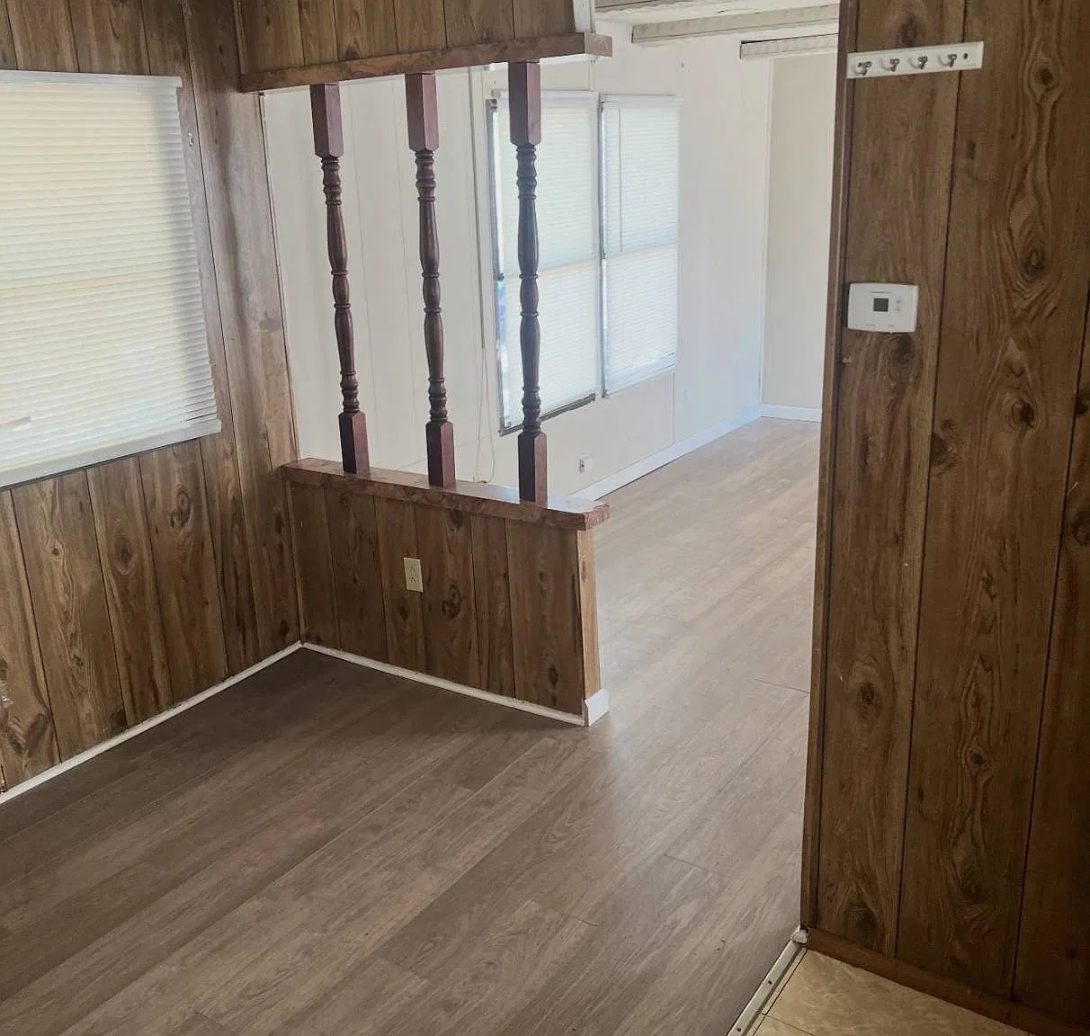 200 E Zora St — Photo 2