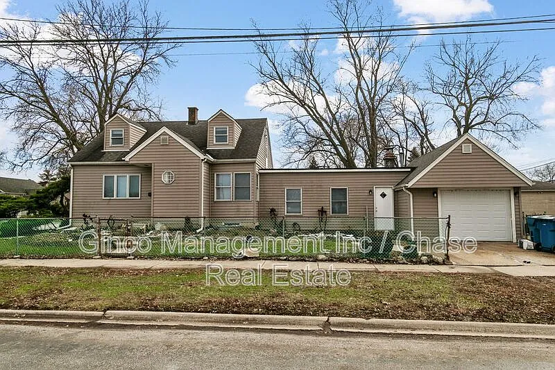 14500 S Sawyer Ave photo 1