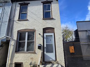 330 Moss St, Reading, PA 19604