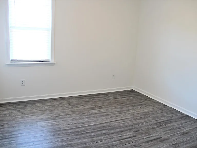1306 Jessica St — Photo 17