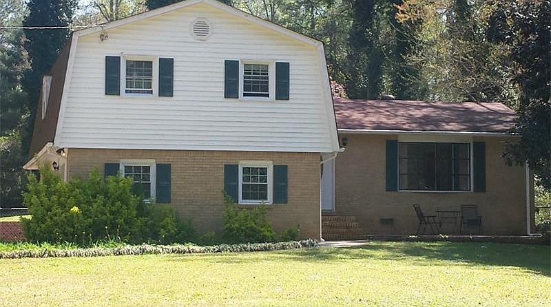 1st image of 444 Martins Ct