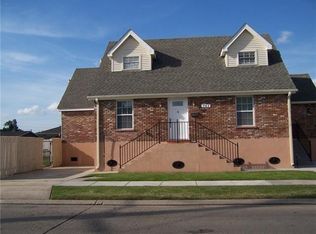 701 W Genie St, Chalmette, LA 70043