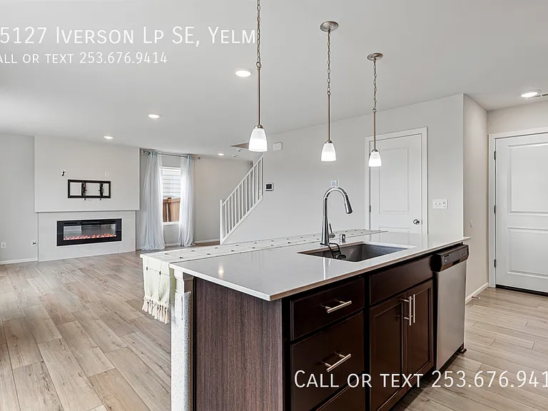 15127 Iverson Loop SE — Photo 4