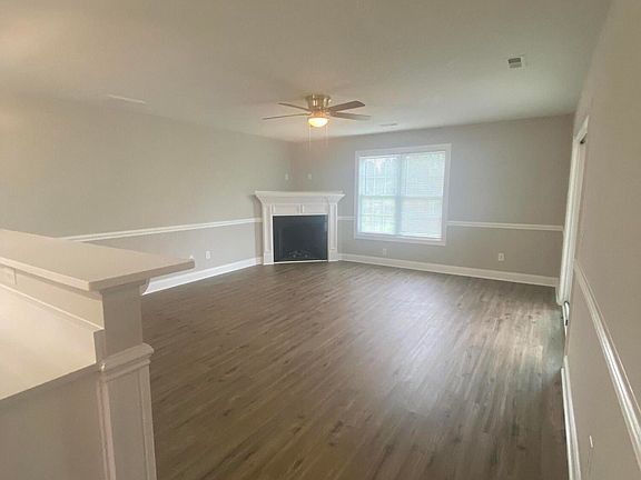 4th image of 2205 B Chavis Dr