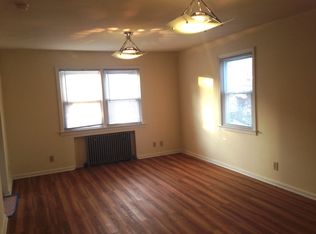28 W Oxford St APT 2, Valley Stream, NY 11580
