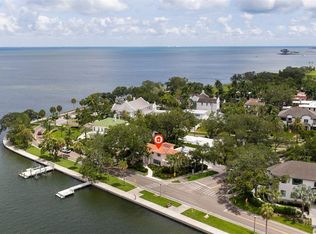 1846 COFFEE POT BOULEVARD NE, ST PETERSBURG, FL 33704