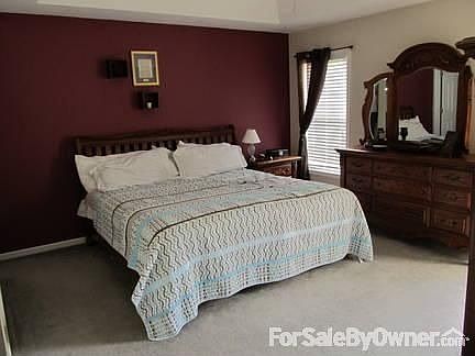 Master Bedroom
						:
						Master has tray celings, private door to deck, and a large walk-in closet.