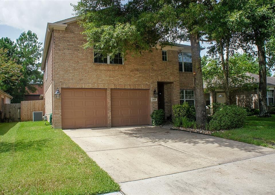 1st image of 2811 Sandberry Dr