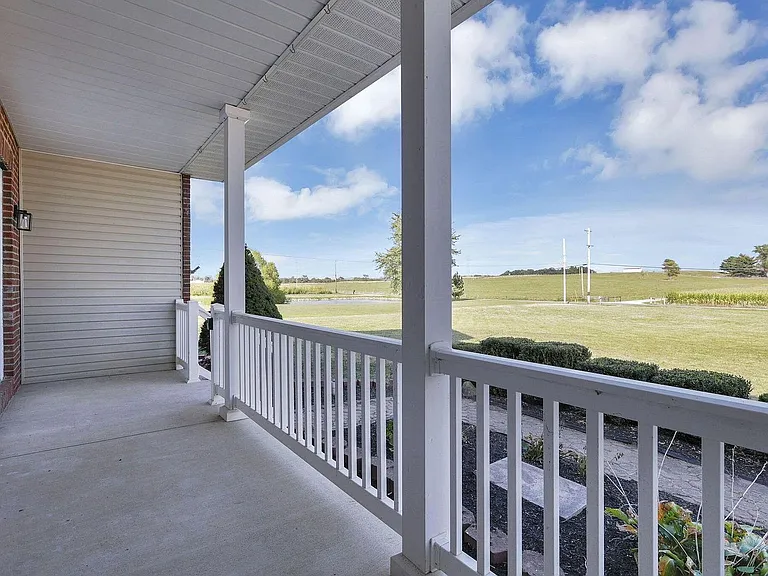 2453 Ryan Rd SE — Photo 3