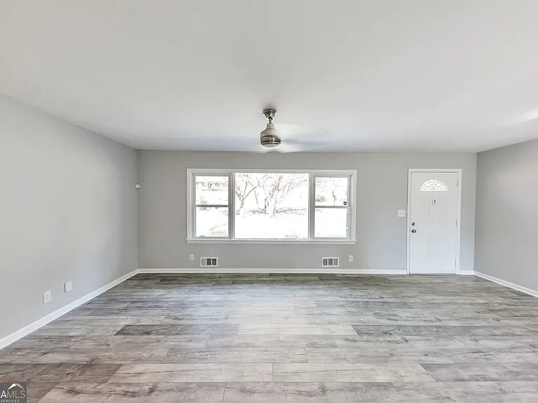 2764 Veltre Pl SW — Photo 8