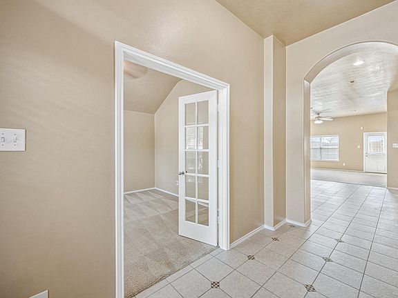 4th image of 21590 Kings Bend Dr