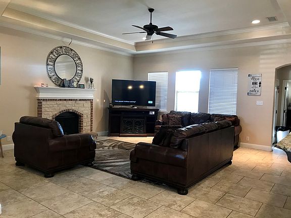 2nd image of 3309 Rembrandt Ave