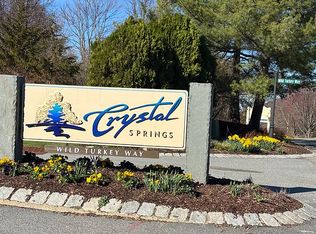 33 Eagles Nest Ln #1705, Hamburg, NJ 07419