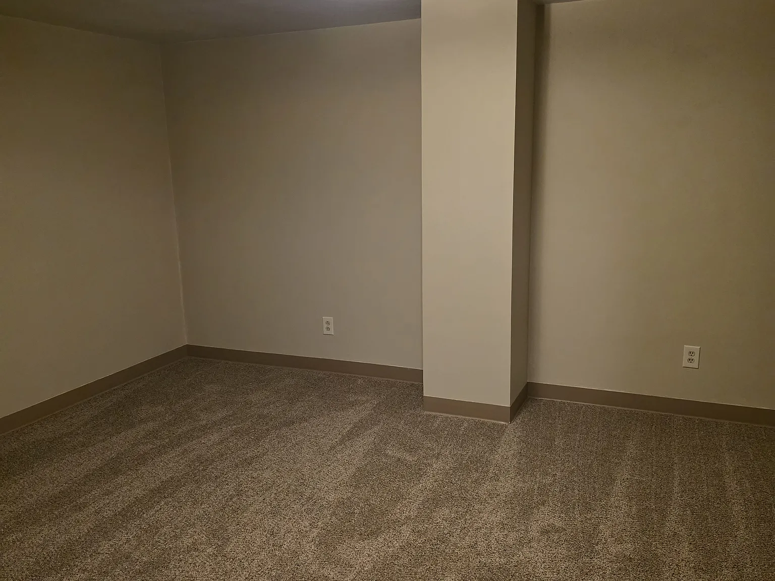 109 St Paul Lane — Photo 4
