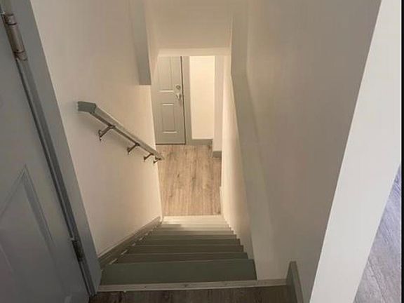 5th image of 158 Summit Ave #1L