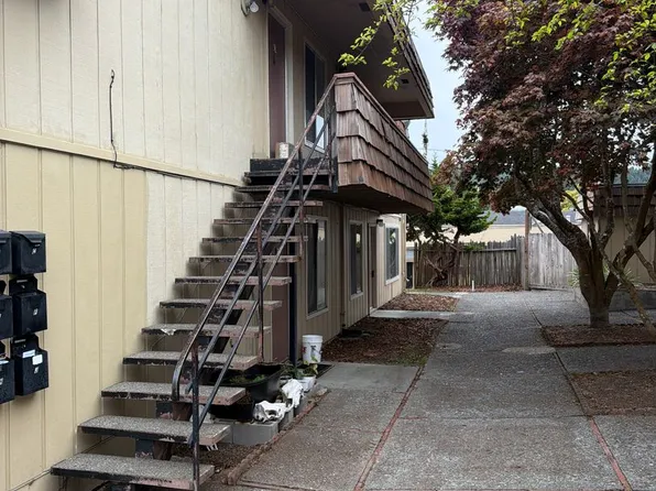 1580greg, 1580 H St #G, Arcata, CA 95521