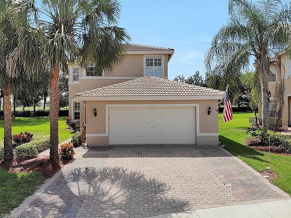 3rd image of 2020 Painted Palm Dr