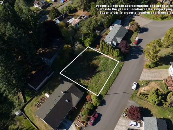Howard Dr, Clatskanie, OR 97016