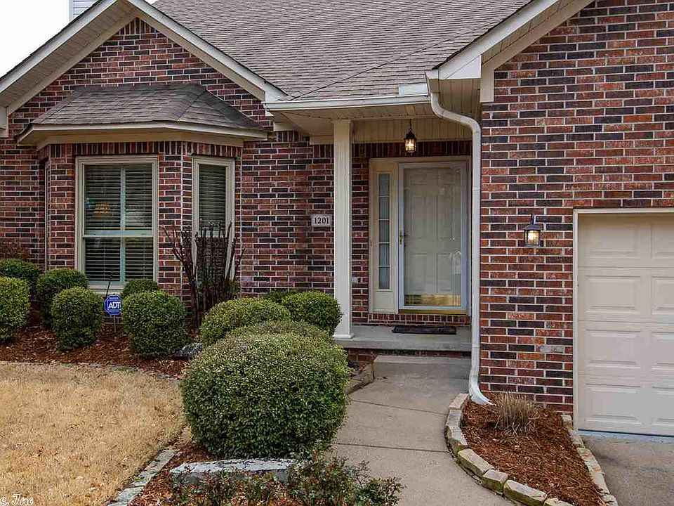 2nd image of 1201 Eagle Pointe Dr