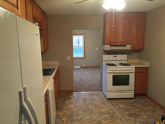 2nd image of 1631 Avenue E