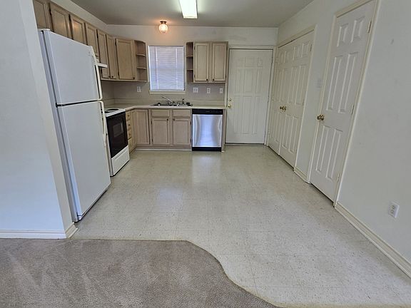 3rd image of 630 James St #2B