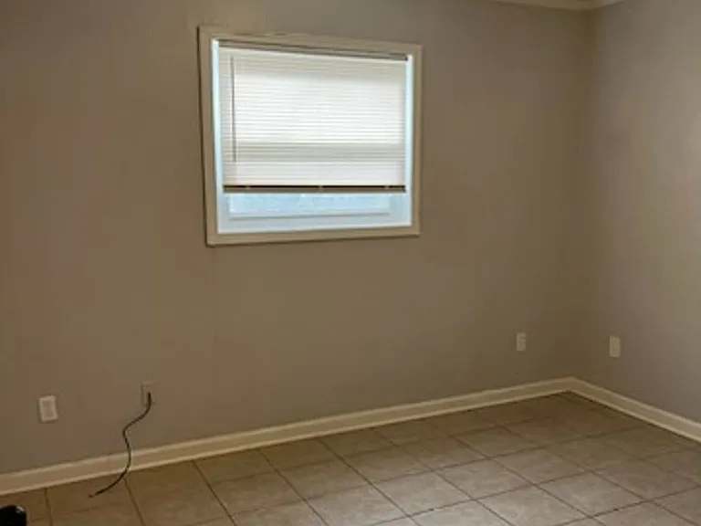 6015 Warm Springs Ct — Photo 2