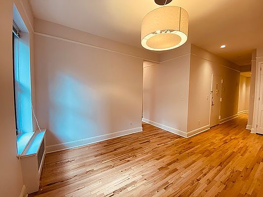 5th image of 642 Amsterdam Ave #2B
