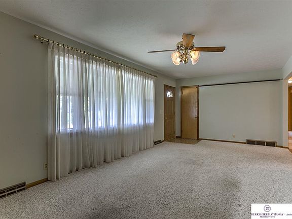 3rd image of 602 South St
