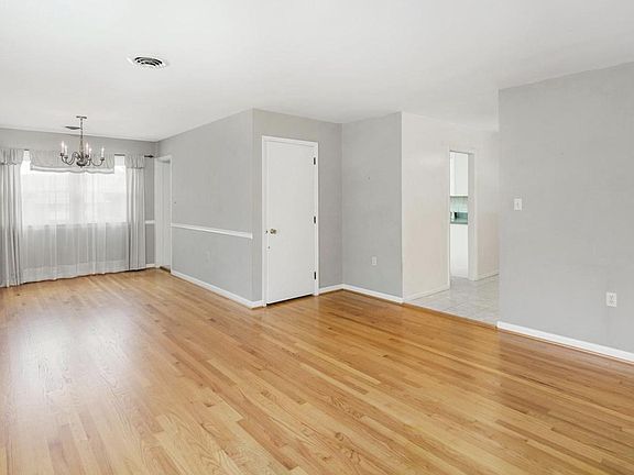 Dining room/Living room