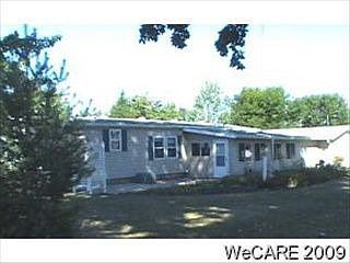 1st image of 220 Parklane Dr