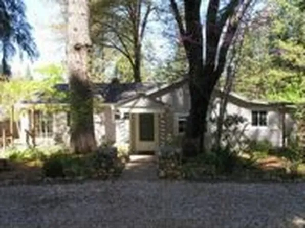 13524 Peardale Rd, Grass Valley, CA 95945