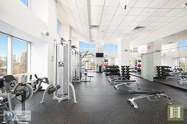 Rented by Metropolitan Property Group | media 43