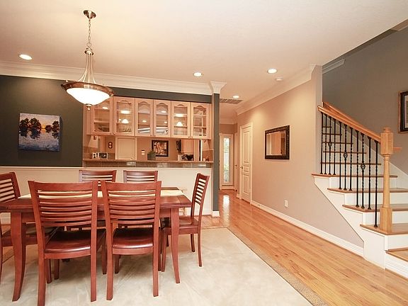 FORMAL DINING OFF KITCHEN