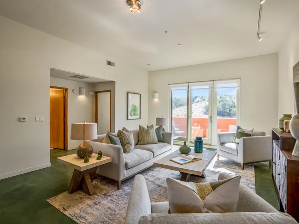 601 Circulo De Morelia Unit 205, Santa Fe, NM 87506