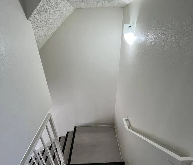 15520 Parthenia St #20 — Photo 15