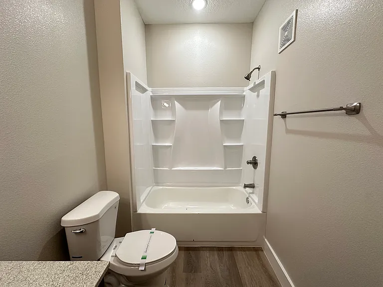 4424 S Texas Ave #1-105 — Photo 33