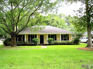 1415 Weeping Willow Dr, Denham Springs, LA 70726