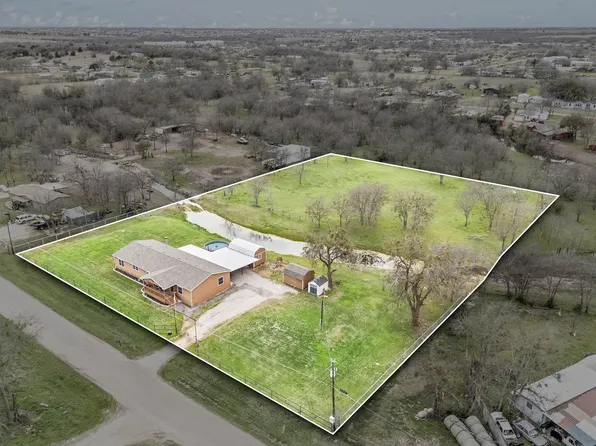 7315 N Sundance Dr, Joshua, TX 76058