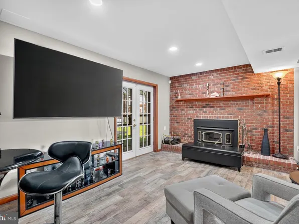 905 New Orchard Pl, Upper Marlboro, MD 20774